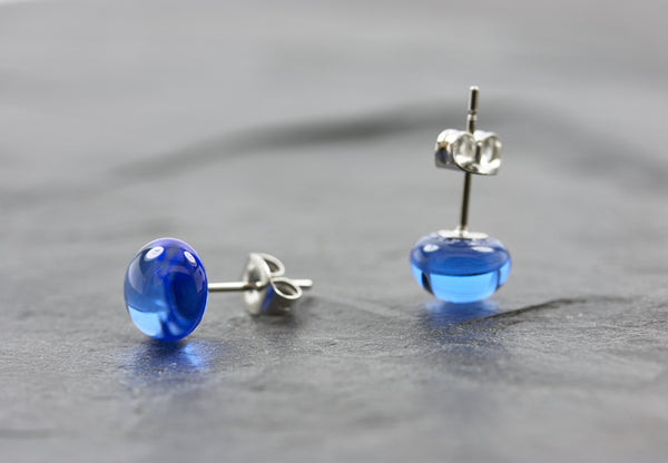 Ohrstecker Earganic jeansblau - Glas - Edelstahl mini